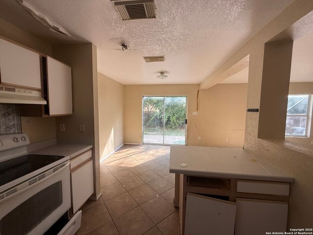 2830 Amber Morning, San Antonio, TX 78245