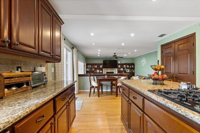 2565 Bertella Rd, Cameron Park, CA 95682