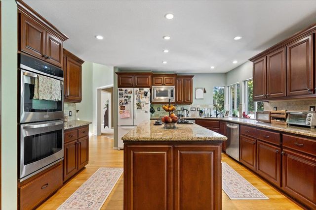 2565 Bertella Rd, Cameron Park, CA 95682