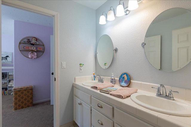 2565 Bertella Rd, Cameron Park, CA 95682