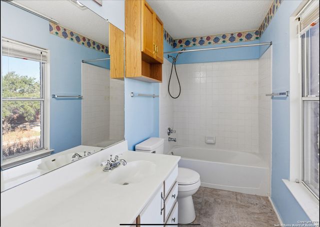 6107 Ferrysage Dr, San Antonio, TX 78244