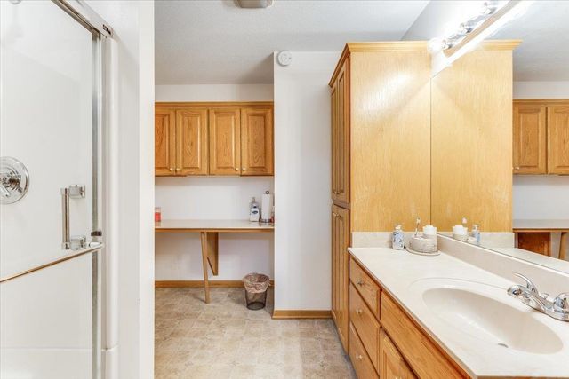 3103 S Martinson Ave, Wichita, KS 67207