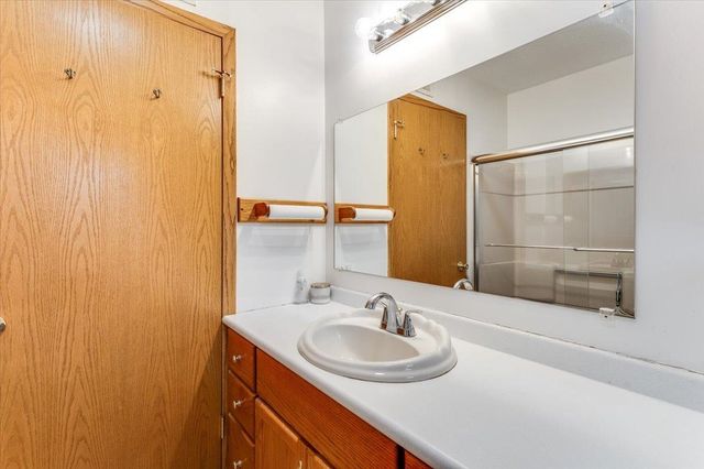 3103 S Martinson Ave, Wichita, KS 67207