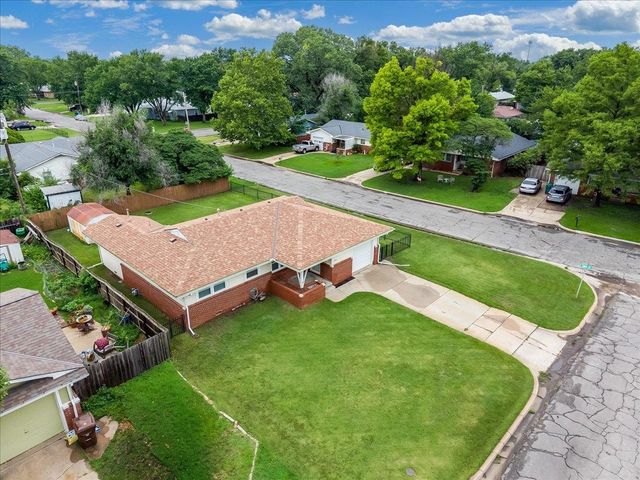 3103 S Martinson Ave, Wichita, KS 67207