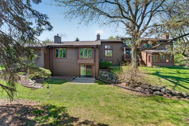 7502 Widgeon Way, Madison, WI 53717