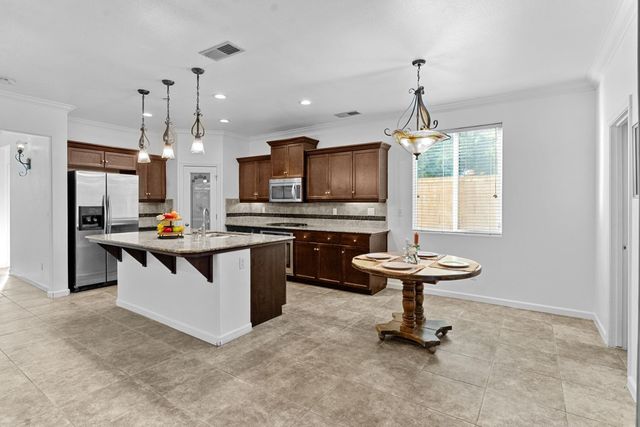 603 Kaweah Avenue, Clovis, CA 93619