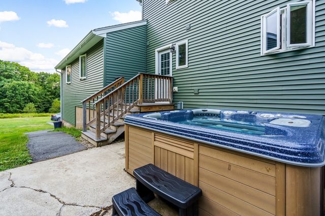 102 Overlook Rd, Westminster, MA 01473