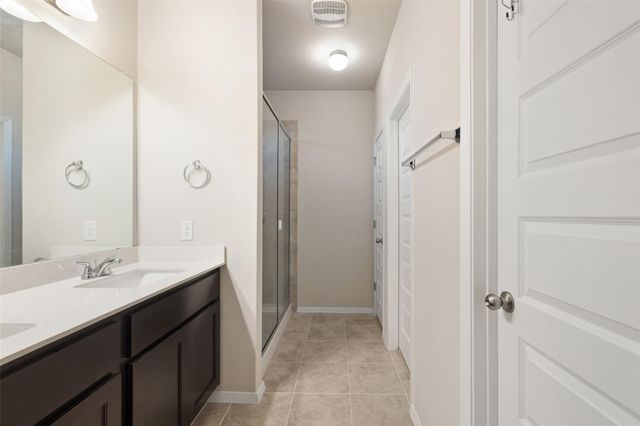 408 Black Opal DR, Jarrell, TX 76537