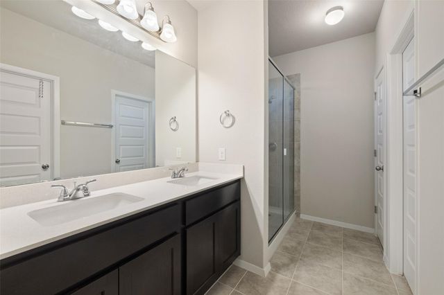 408 Black Opal DR, Jarrell, TX 76537