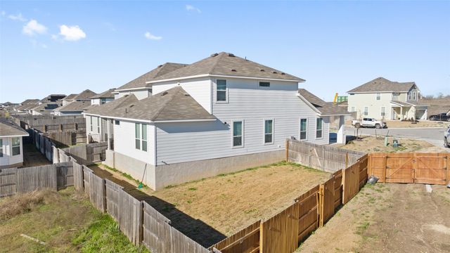 408 Black Opal DR, Jarrell, TX 76537