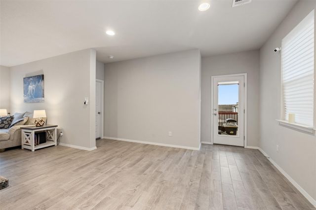 408 Black Opal DR, Jarrell, TX 76537