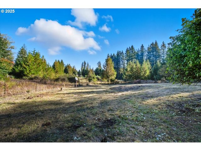34921 Ne AMBOY Rd, Yacolt, WA 98675
