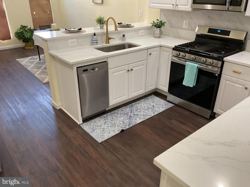 703 E 22ND ST, Baltimore, MD 21218