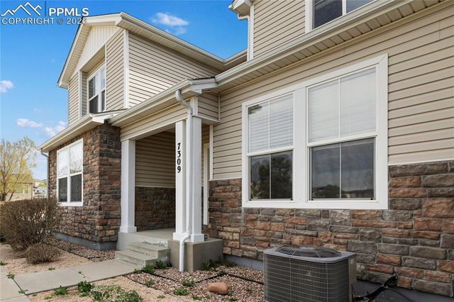 7309 Sandy Springs Point, Fountain, CO 80817