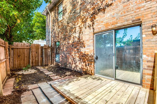 2815 Reagan Street 2, Dallas, TX 75219