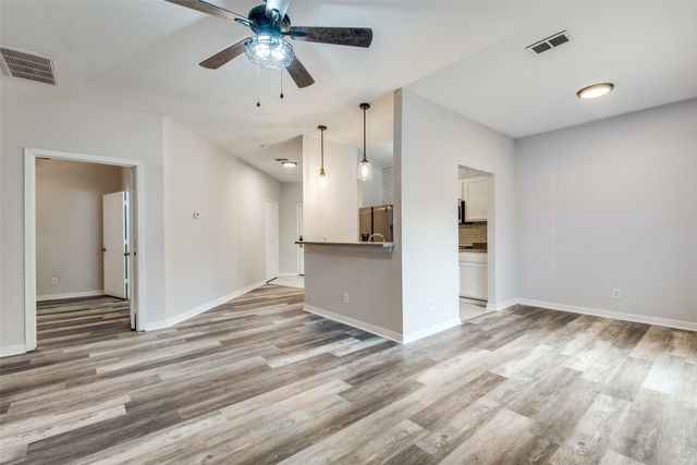 2815 Reagan Street 2, Dallas, TX 75219