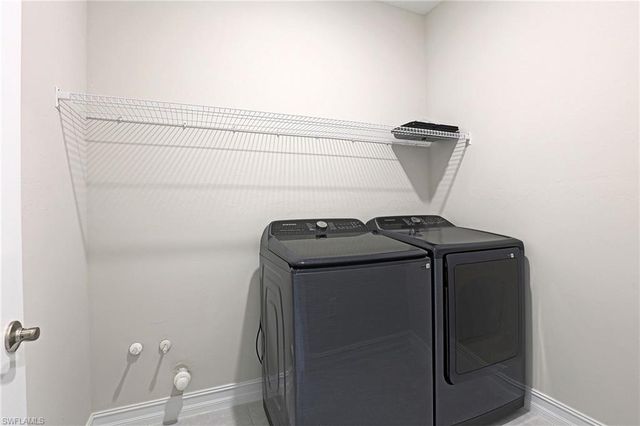 1220 Mariners View TER, Cape Coral, FL 33993