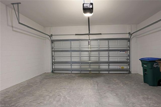 1220 Mariners View TER, Cape Coral, FL 33993