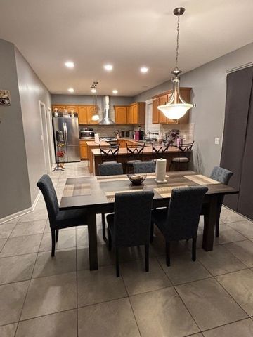 1709 Wick Way, Montgomery, IL 60538