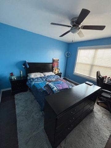 1709 Wick Way, Montgomery, IL 60538