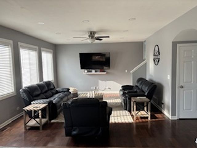 1709 Wick Way, Montgomery, IL 60538