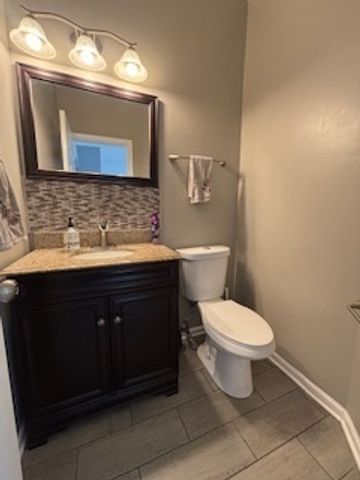 1709 Wick Way, Montgomery, IL 60538