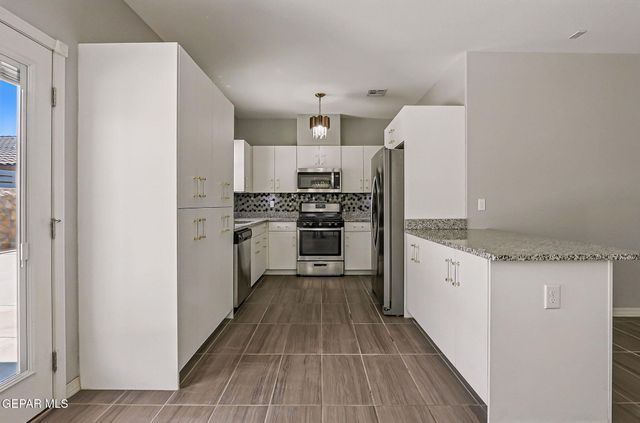 962 BRUDENAL Place, El Paso, TX 79928