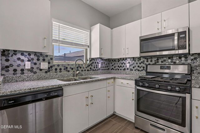 962 BRUDENAL Place, El Paso, TX 79928