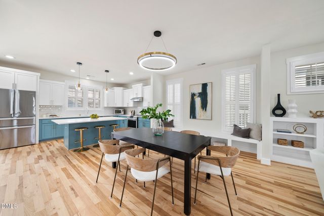 89 Meadows Edge Drive, Chapel Hill, NC 27516