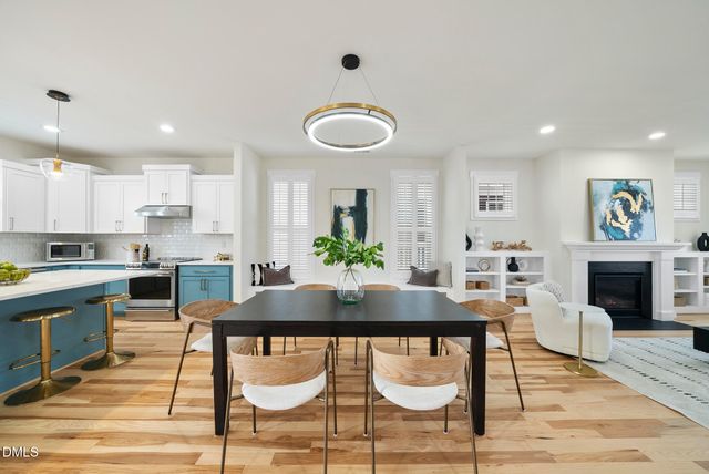 89 Meadows Edge Drive, Chapel Hill, NC 27516