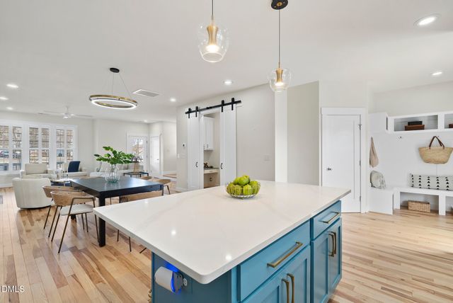 89 Meadows Edge Drive, Chapel Hill, NC 27516