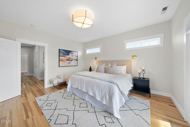 89 Meadows Edge Drive, Chapel Hill, NC 27516