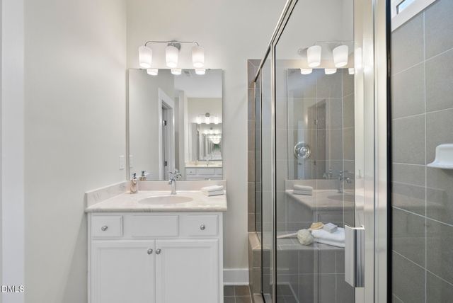 89 Meadows Edge Drive, Chapel Hill, NC 27516