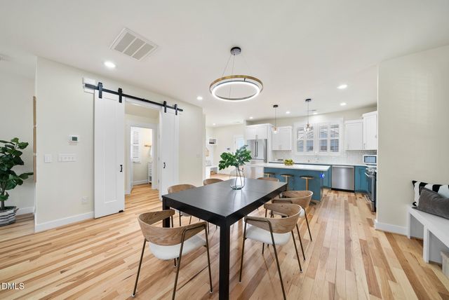 89 Meadows Edge Drive, Chapel Hill, NC 27516