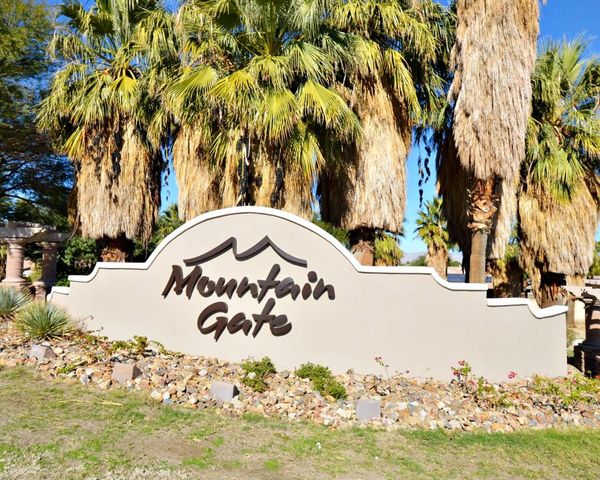 912 Tierra Lane, Palm Springs, CA 92262