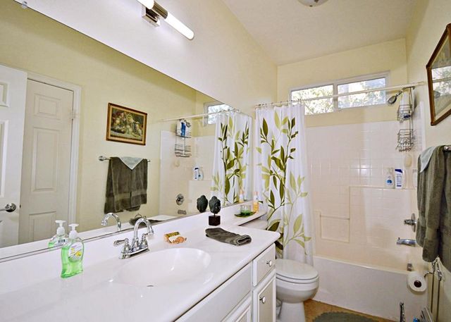 912 Tierra Lane, Palm Springs, CA 92262