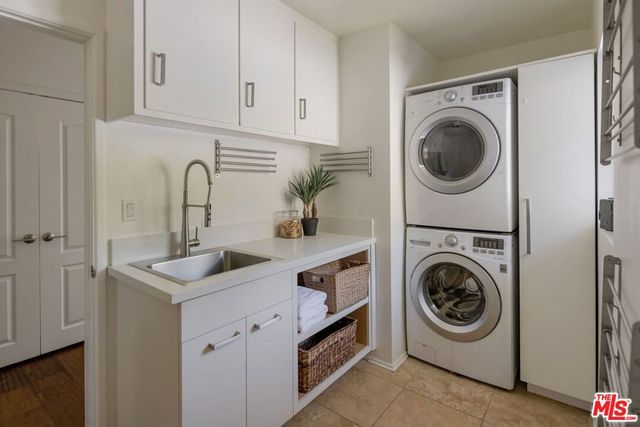 3537 Stonehill Place, Sherman Oaks, CA 91423