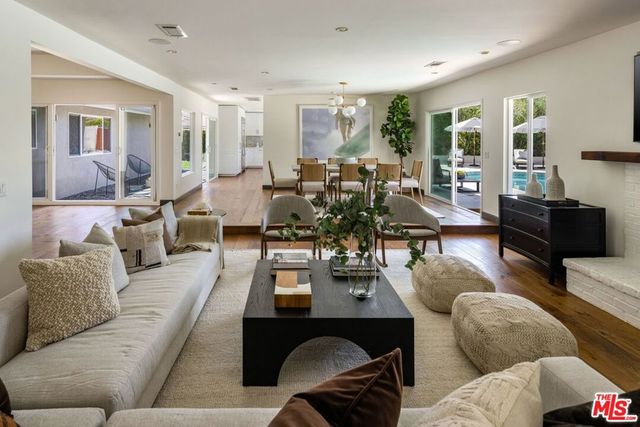 3537 Stonehill Place, Sherman Oaks, CA 91423