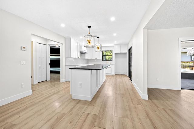 10548 154TH Road N, Jupiter, FL 33478