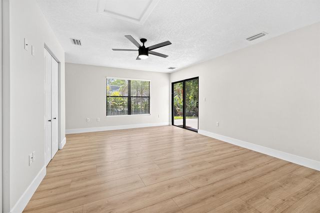 10548 154TH Road N, Jupiter, FL 33478