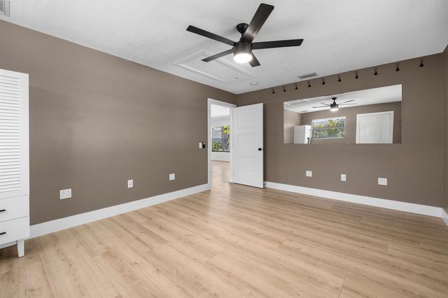 10548 154TH Road N, Jupiter, FL 33478