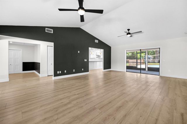 10548 154TH Road N, Jupiter, FL 33478