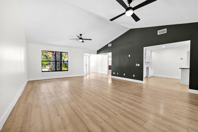 10548 154TH Road N, Jupiter, FL 33478