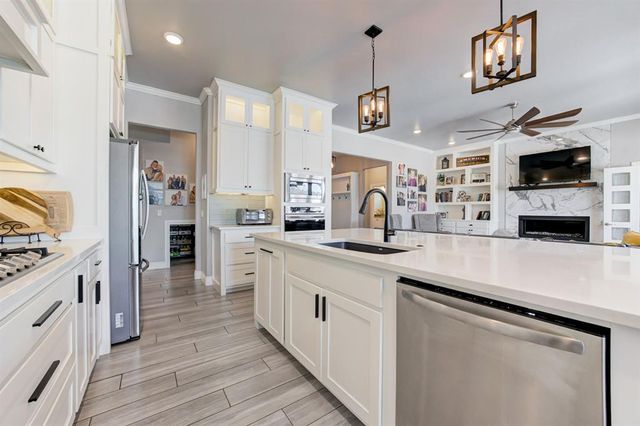 15904 Langley Way, Edmond, OK 73013