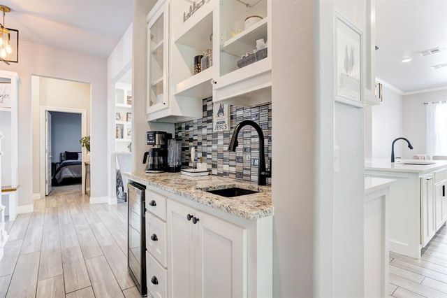 15904 Langley Way, Edmond, OK 73013