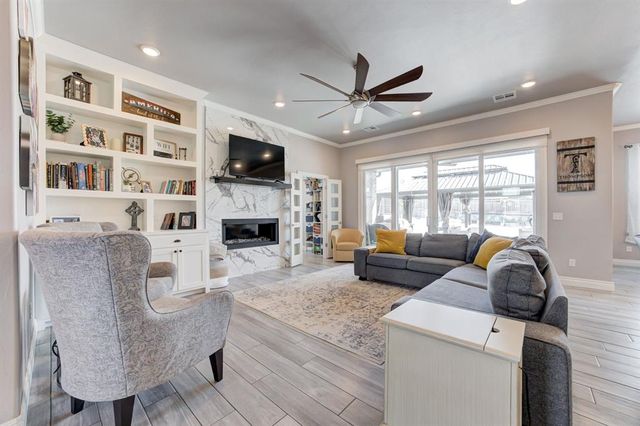 15904 Langley Way, Edmond, OK 73013