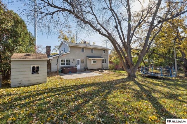 574 S 126th Street, Omaha, NE 68154