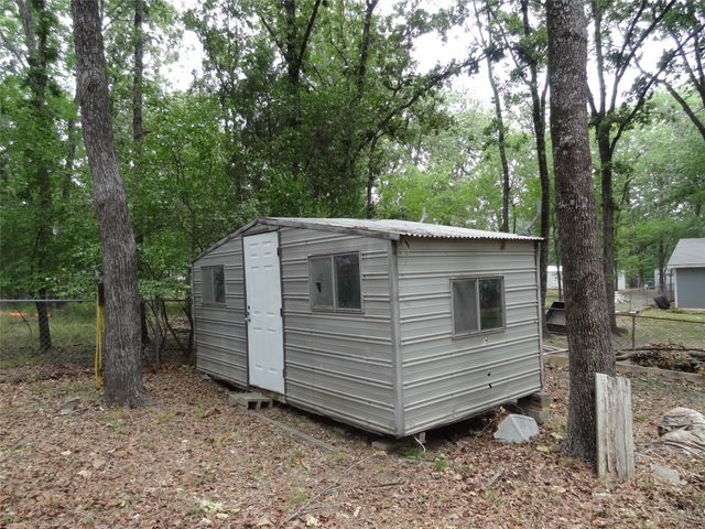 119 Oak Street, Mabank, TX 75156