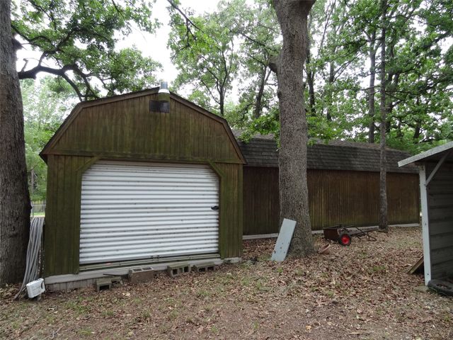 119 Oak Street, Mabank, TX 75156