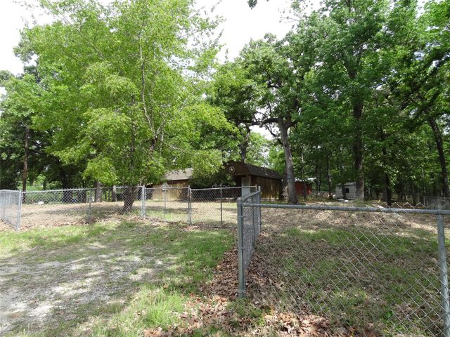 119 Oak Street, Mabank, TX 75156